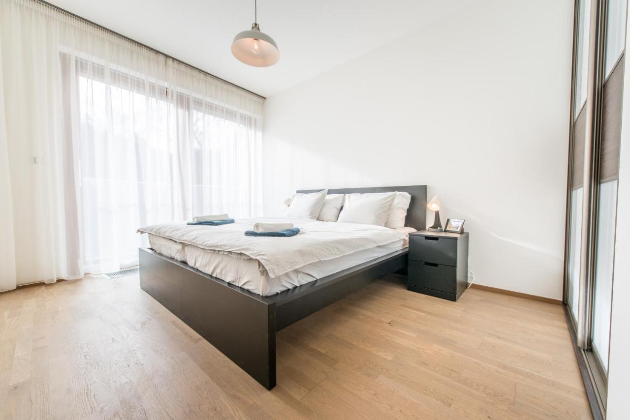 Mozart Central Apartments With Garage Prague Luaran gambar