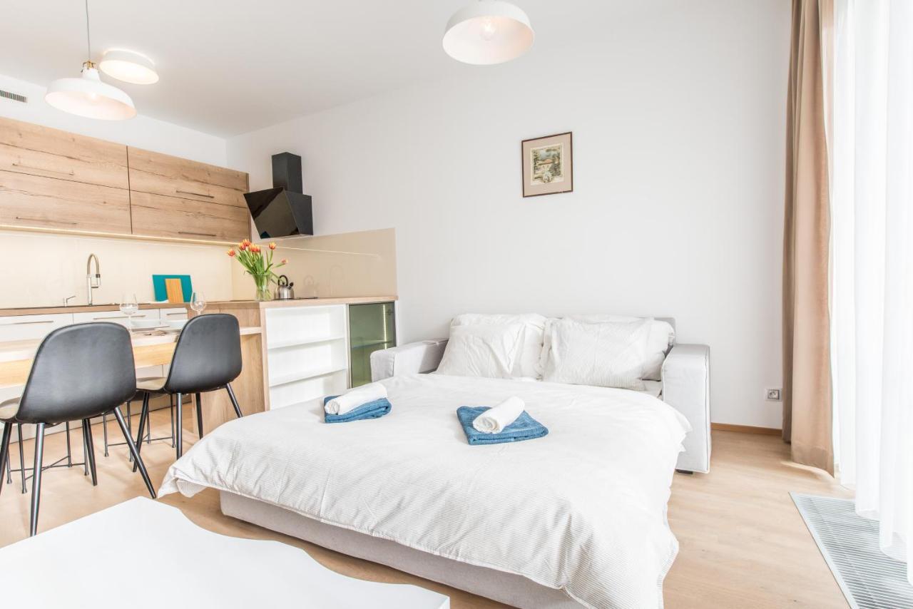 Mozart Central Apartments With Garage Prague Luaran gambar
