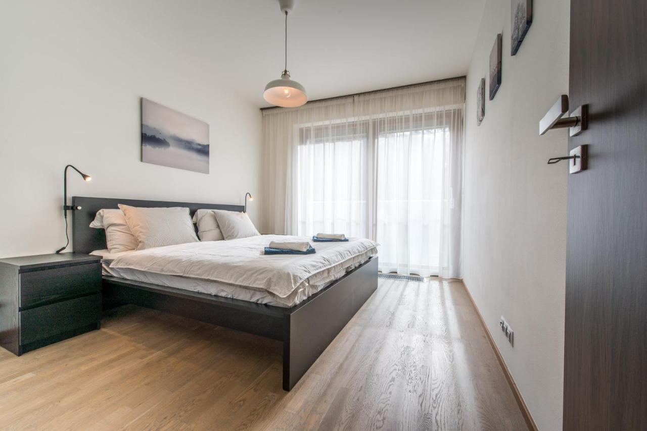 Mozart Central Apartments With Garage Prague Luaran gambar