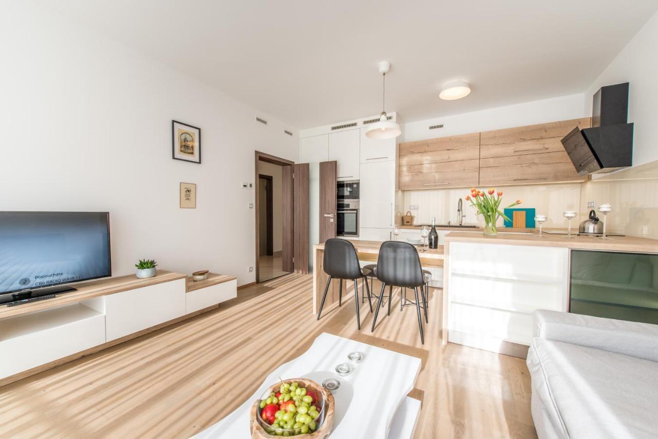 Mozart Central Apartments With Garage Prague Luaran gambar